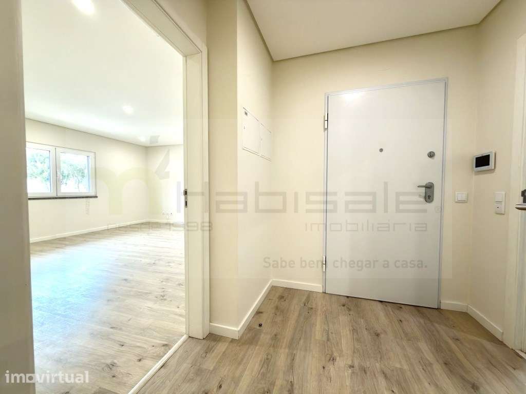 Apartamento T2 / Construção Recente com Garagem Box de 70m2 - Grande imagem: 4/20