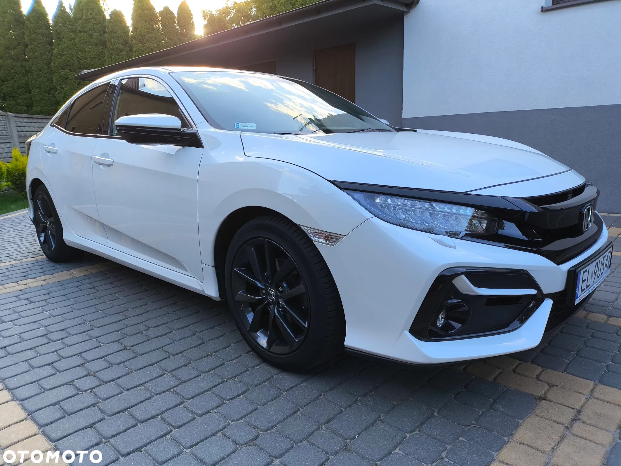 Honda Civic 1.0 T Elegance - 1