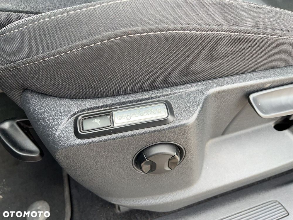 Volkswagen Tiguan Allspace - 22