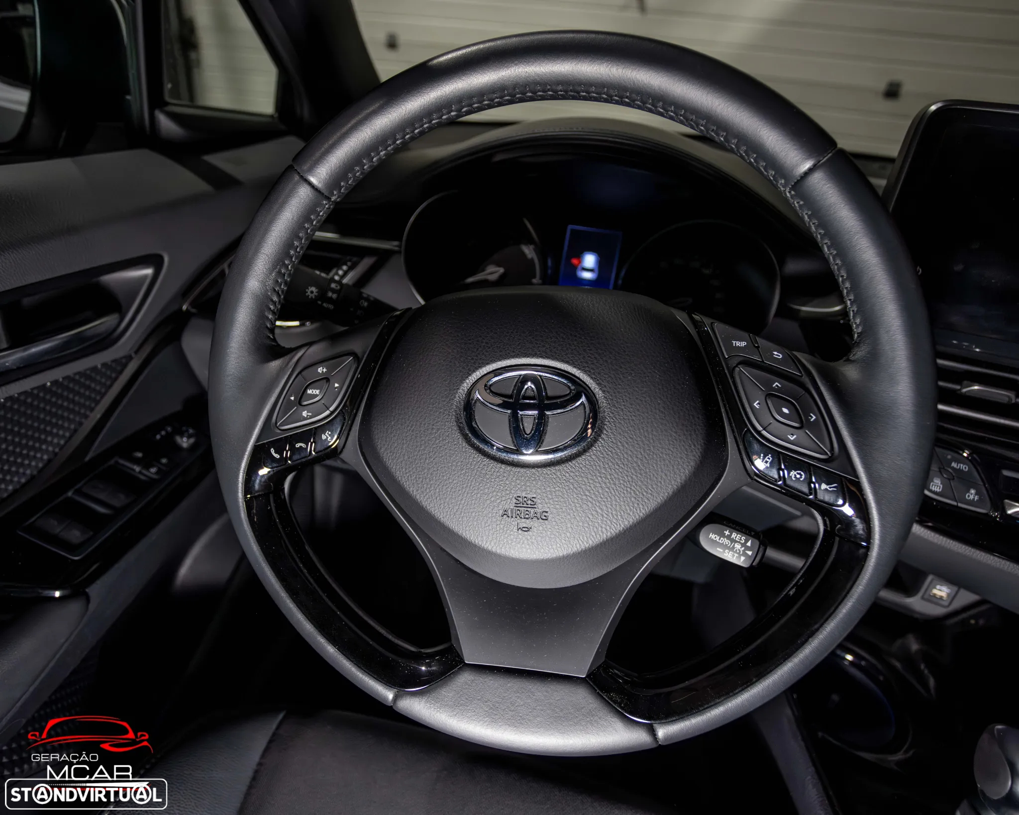 Toyota C-HR - 15