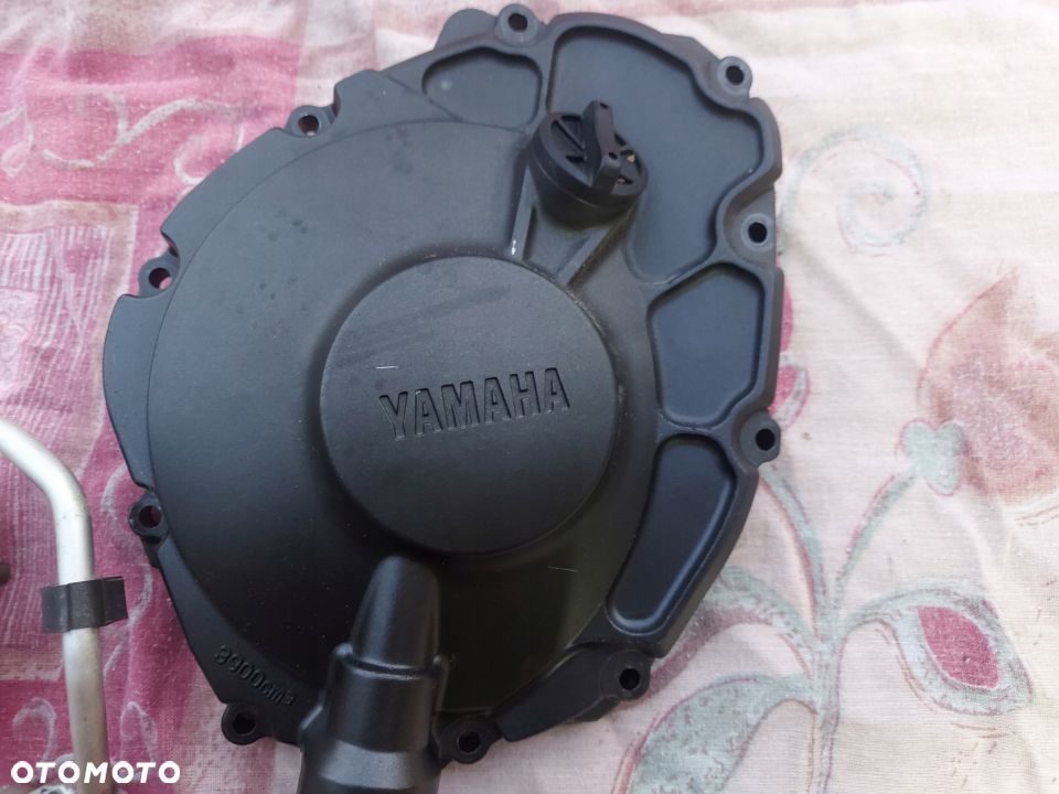 Yamaha MT10 dekiel pokrywa kapa sprzęgła - 1
