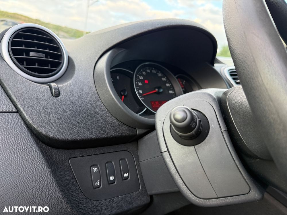 Renault Kangoo BLUE dCi 95 EDITION ONE - 11