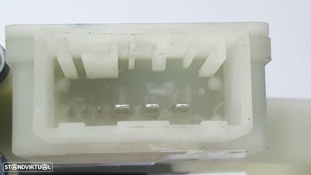 MOTOR ELEVADOR TRASEIRO DIREITO SKODA FABIA AMBITION - 2