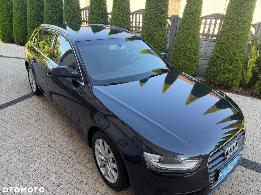 Audi A4 Avant 2.0 TDI DPF clean diesel multitronic Ambiente - 14