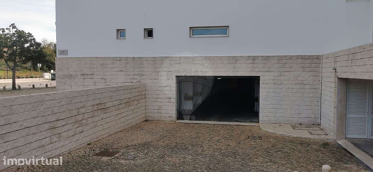 Garagem  para arrendamento - Grande imagem: 5/7