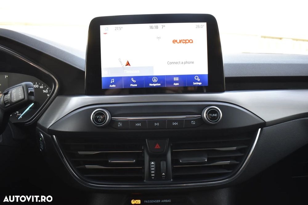 Ford Focus 2.0 EcoBlue Titanium - 13