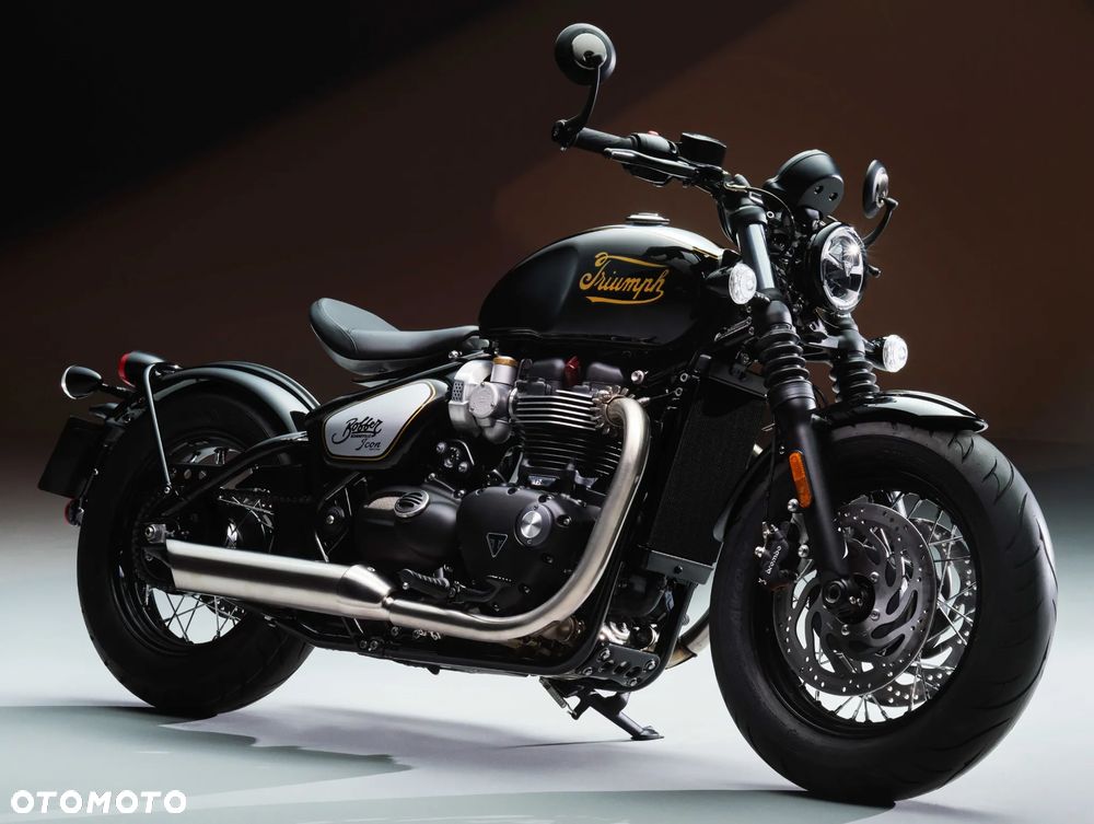 Triumph Bonneville Bobber - 1