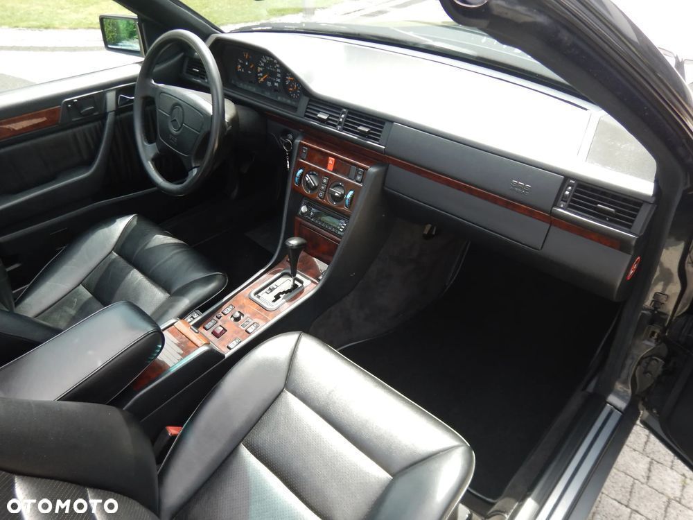 Mercedes-Benz W124 (1984-1993) - 39