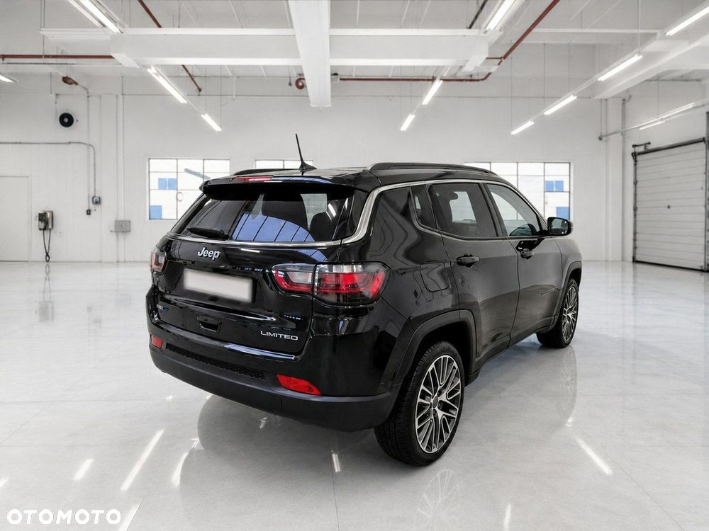 Jeep Compass - 4