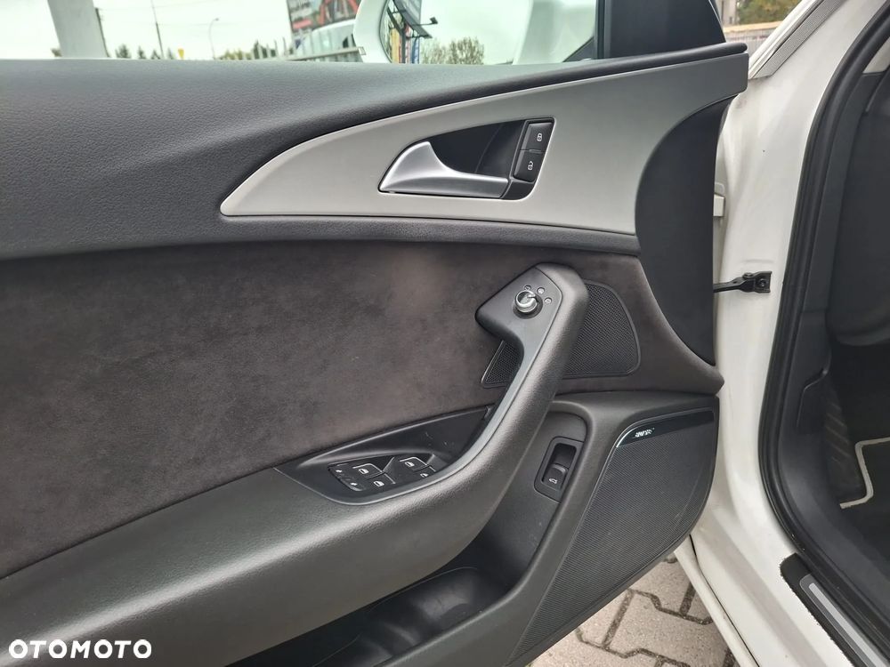 Audi A6 Avant 2.0 TDI Ultra S tronic - 9