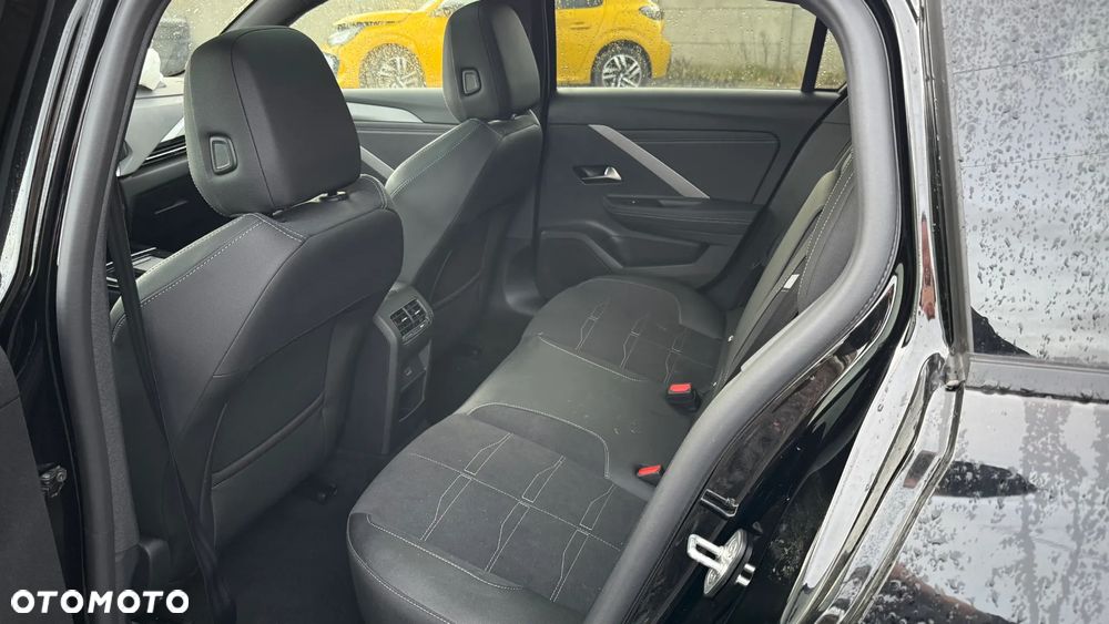 Opel Astra 1.2 Turbo Automatik GS Line - 17