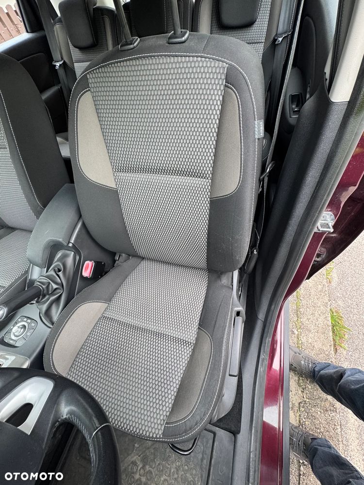 Renault Scenic dCi 110 Xmod Paris - 10