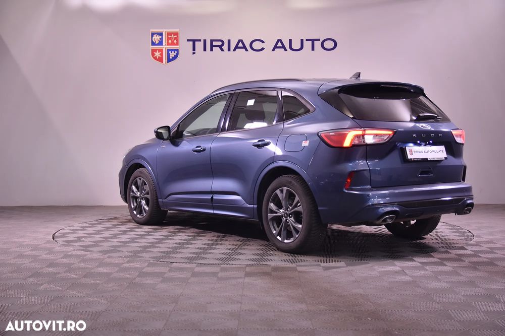 Ford Kuga 2.0 TDCi 2x4 Aut. ST-Line - 4