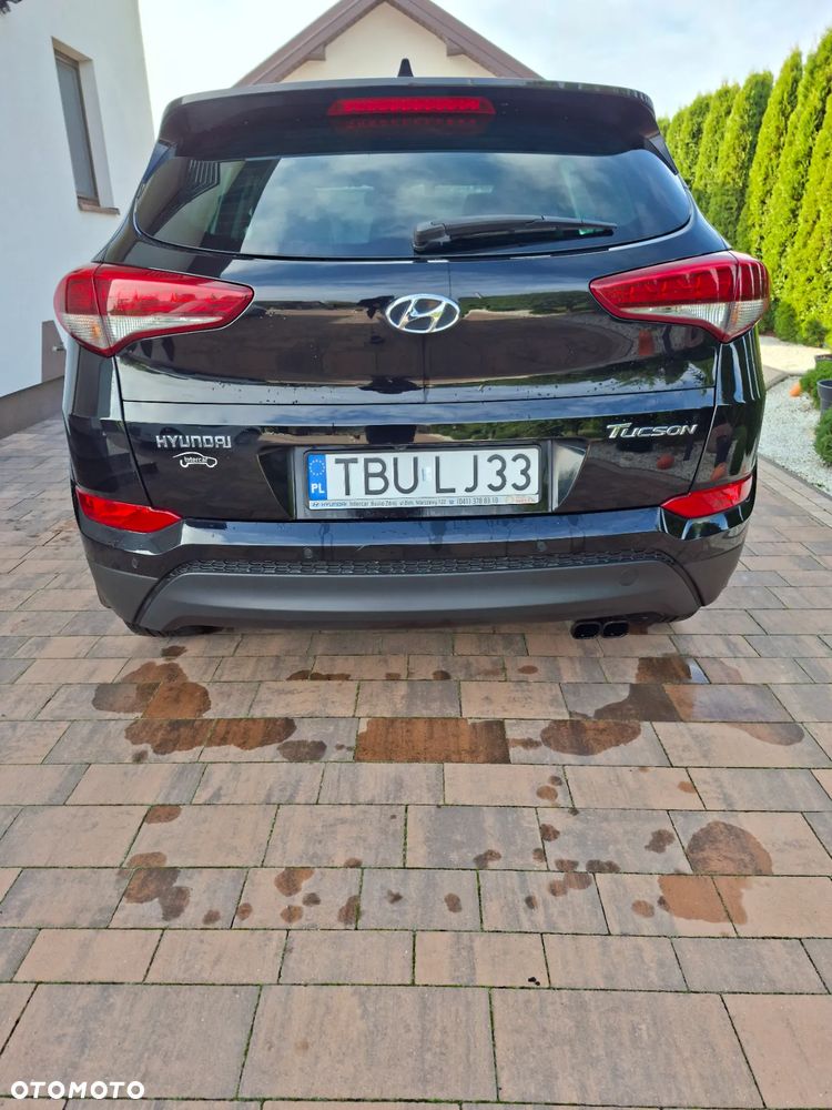Hyundai Tucson 1.6 GDI BlueDrive Style 2WD - 16