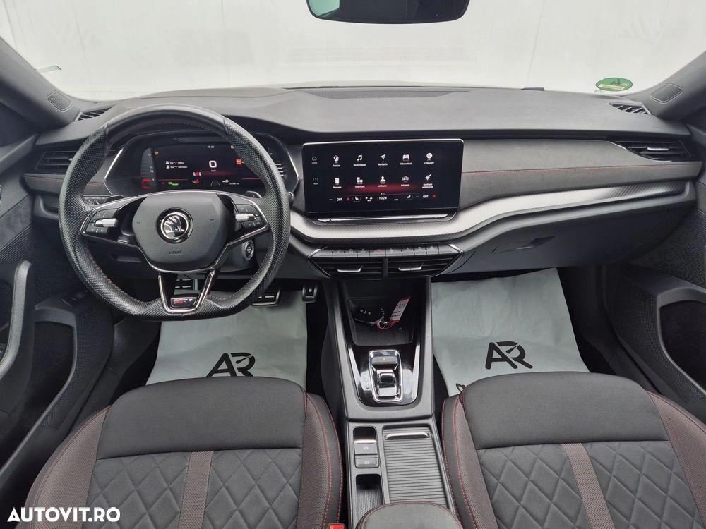 Skoda Octavia 1.4 TSI DSG RS - 12