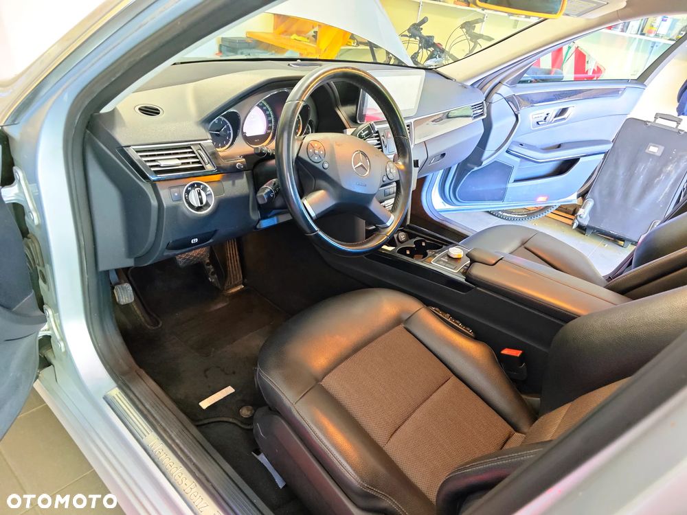 Mercedes-Benz Klasa E 350 4-Matic Avantgarde - 12