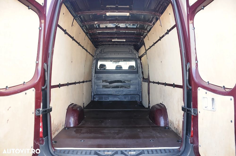 Mercedes-Benz Sprinter - 8