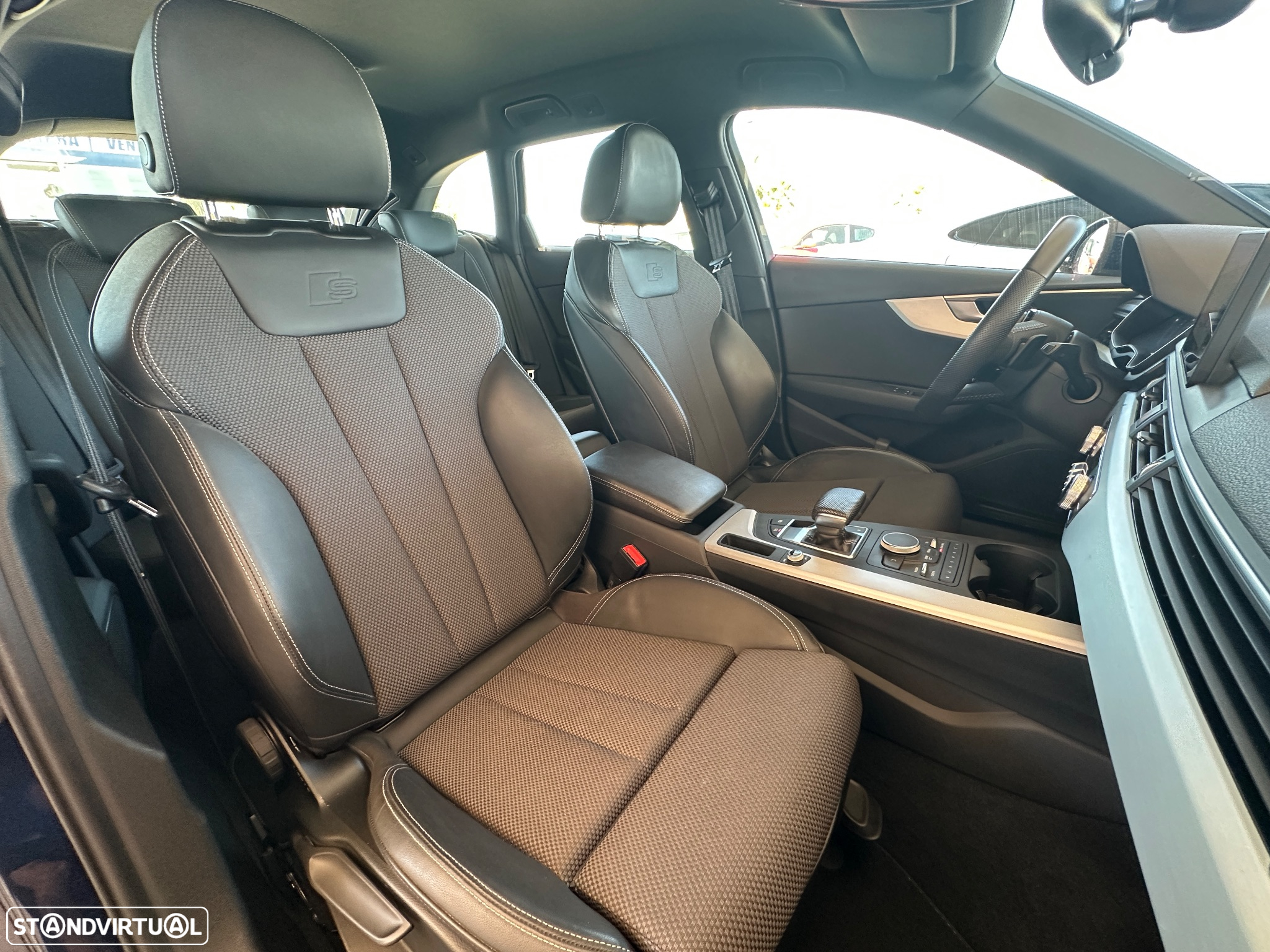 Audi A4 40 TDI quattro S line S tronic - 35