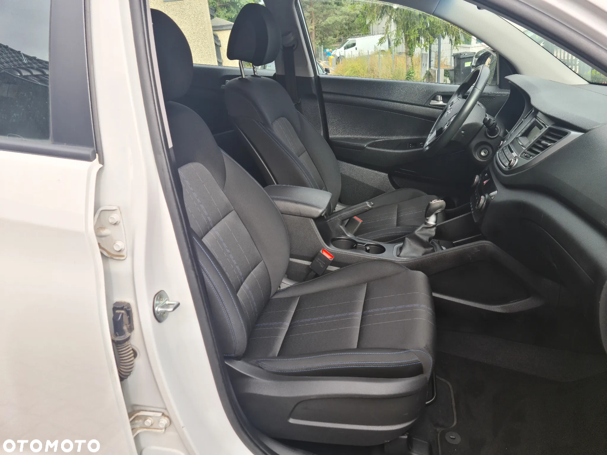 Hyundai Tucson blue 1.7 CRDi 2WD Style - 29