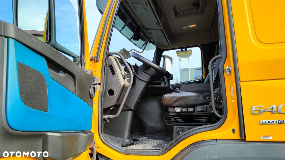 Volvo FM 640 6x2 - 5