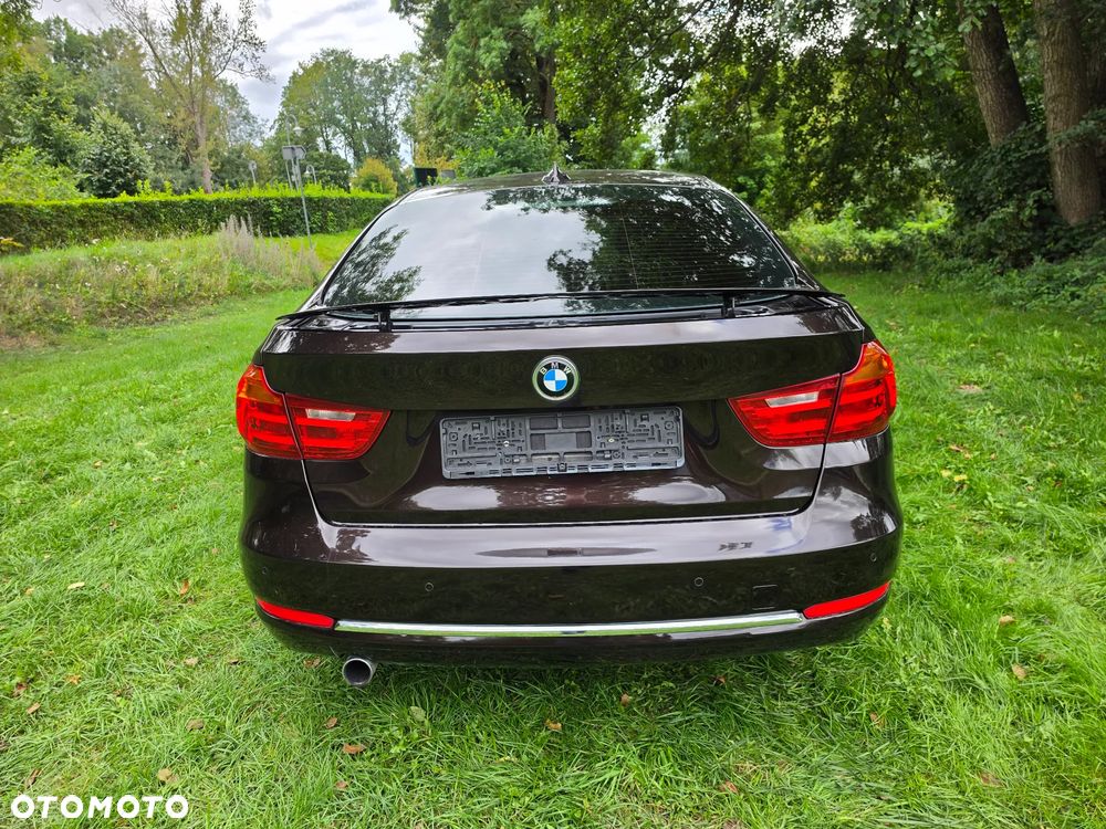 BMW Seria 3 318d DPF Edition Sport - 18