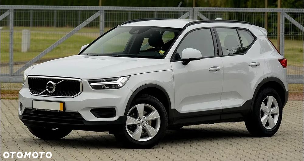 Volvo XC 40 D3 SCR Momentum - 14