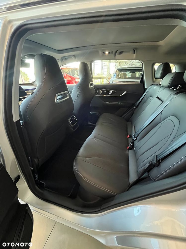 Chery Tiggo 7 1.5 T-GDI Super Hybrid Prestige DHT - 14