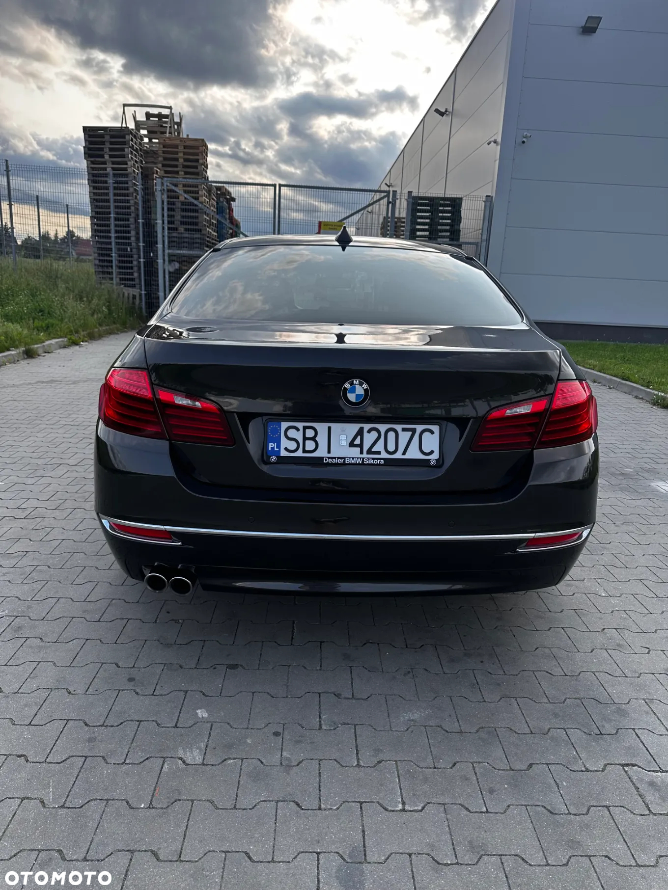 BMW Seria 5 525d xDrive Luxury Line - 11
