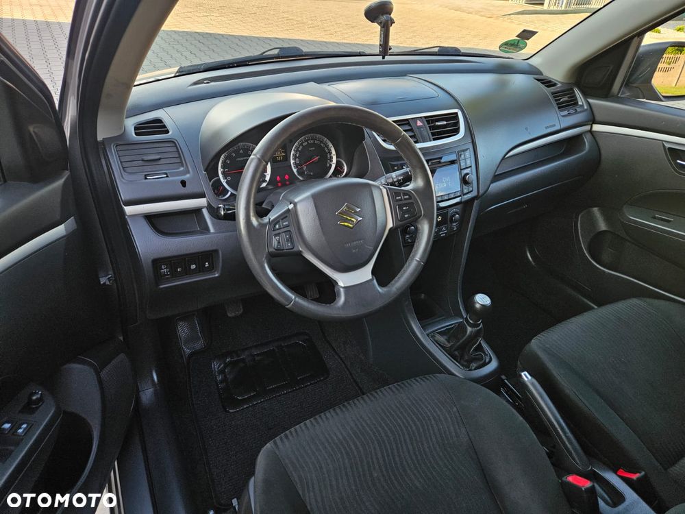 Suzuki Swift 1.2 X-ITE - 10