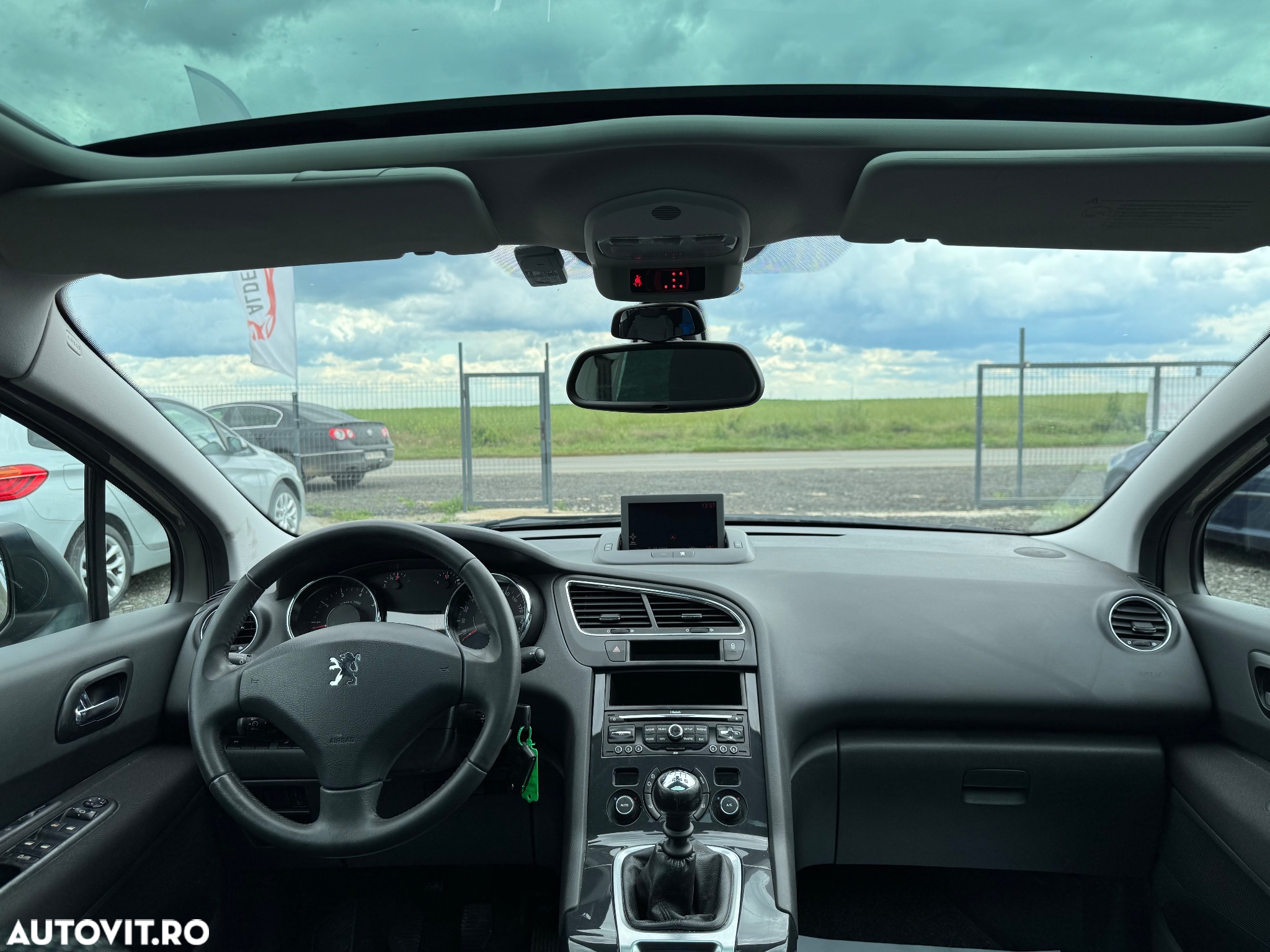 Peugeot 5008 1.6 THP Active - 5