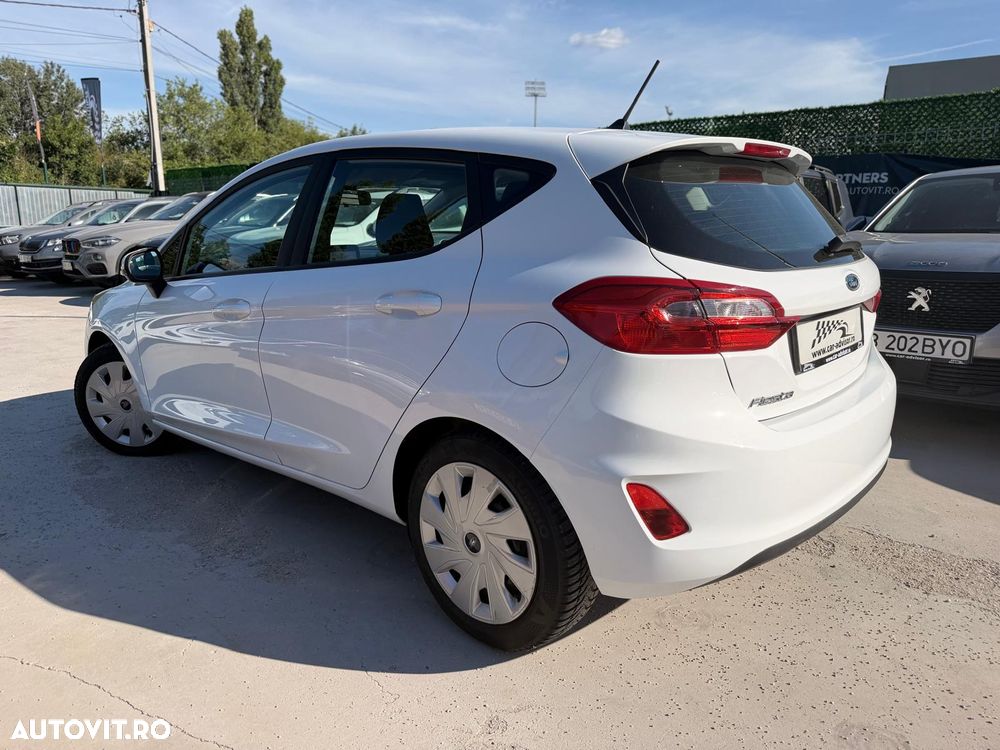 Ford Fiesta 1.1 Trend Connected - 9