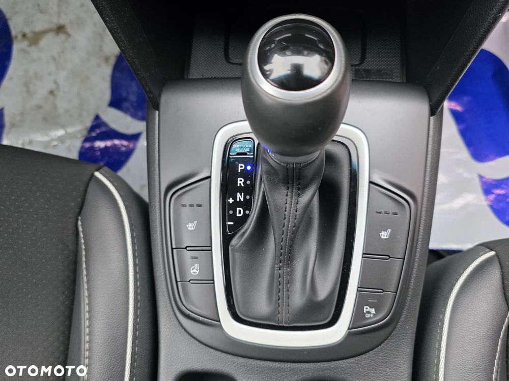 Hyundai Kona - 32
