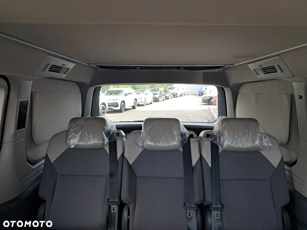Volkswagen Multivan - 27