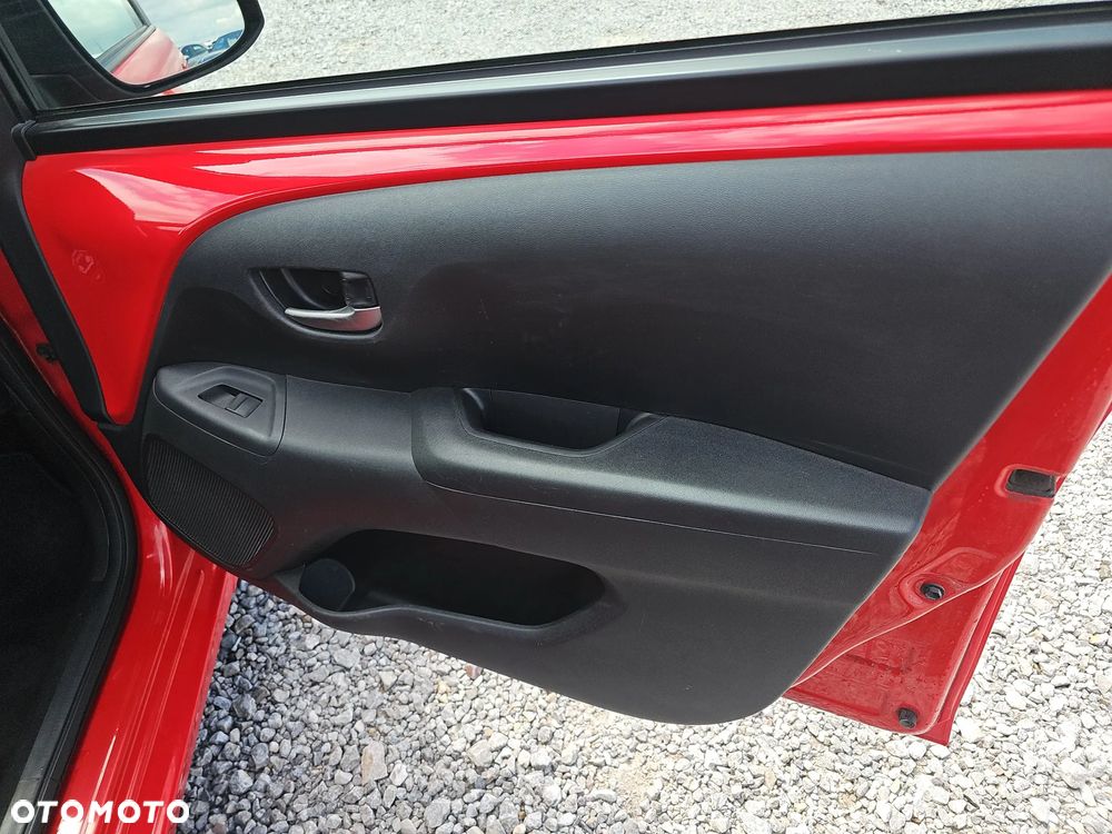 Toyota Aygo x-play - 21