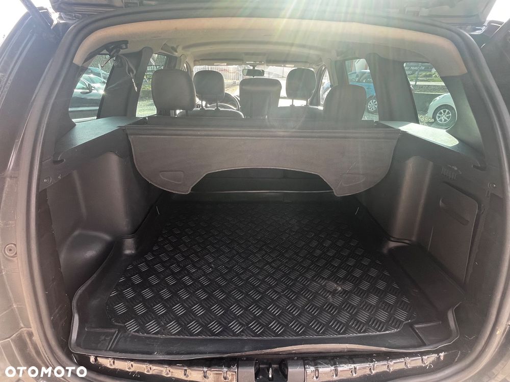 Dacia Duster 1.6 16V 105 4x4 Prestige - 15