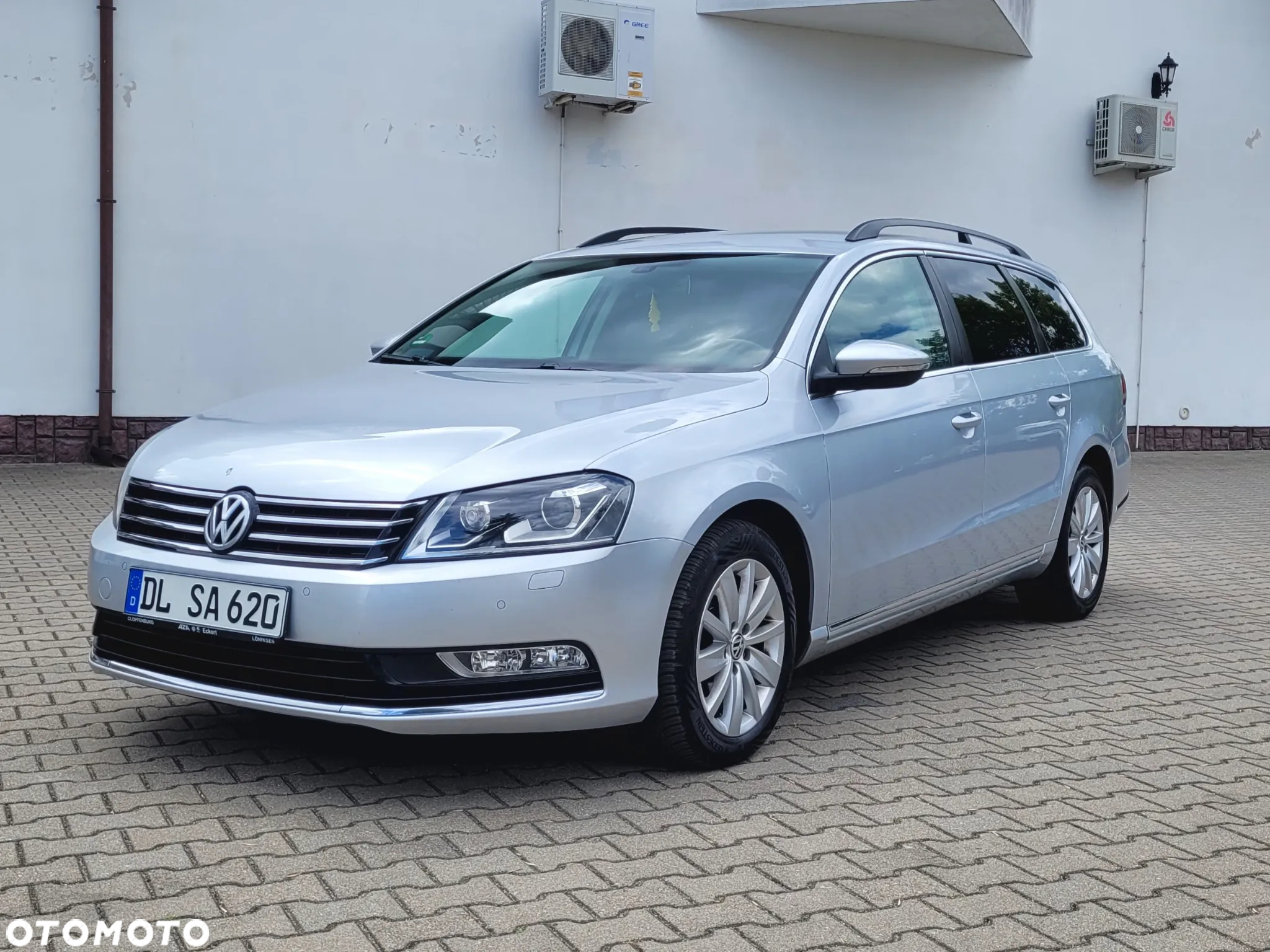 Volkswagen Passat 2.0 TDI Comfortline DSG - 2