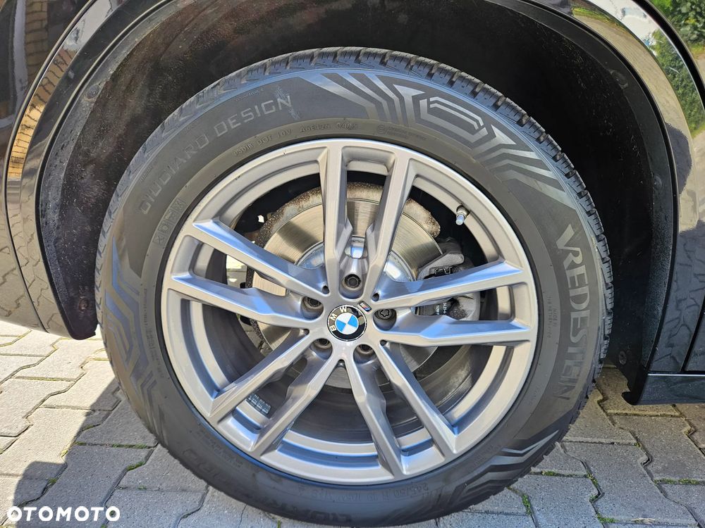 BMW X3 xDrive20d - 23