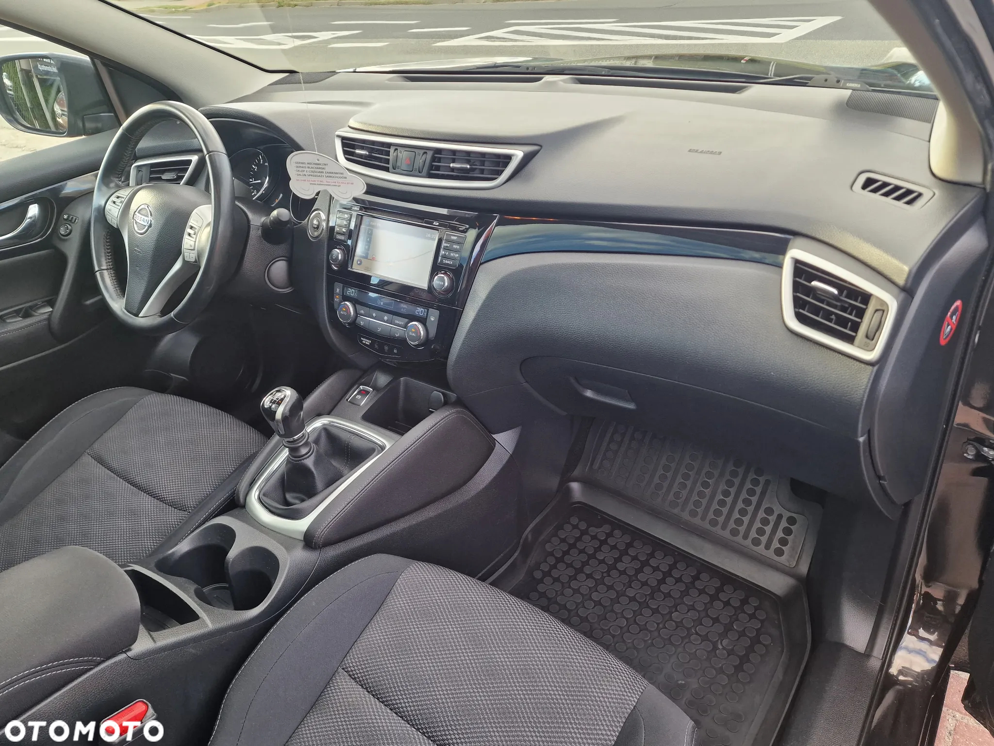 Nissan Qashqai 1.6 DIG-T N-Connecta - 9