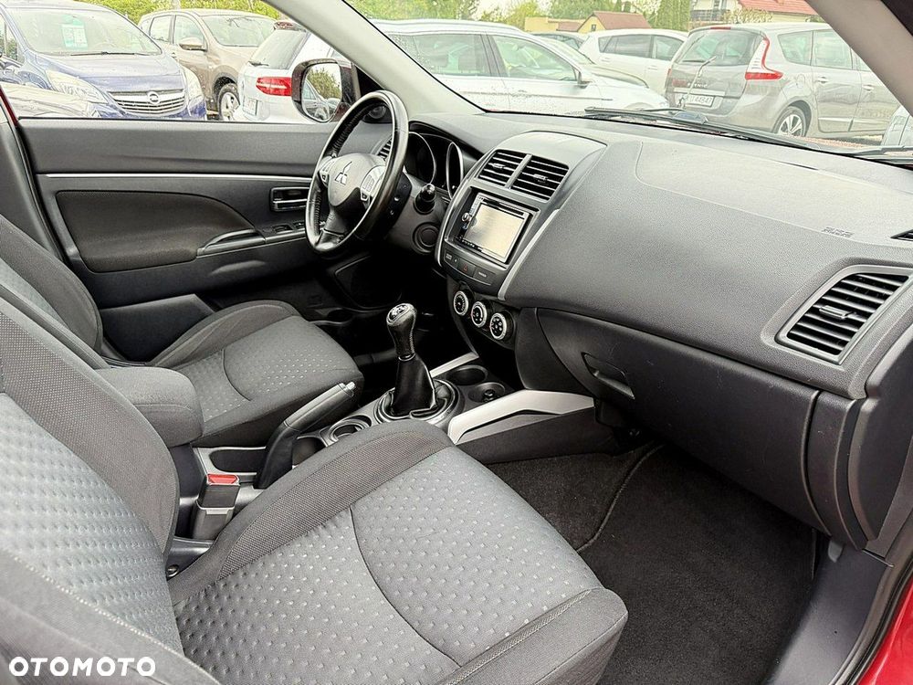 Mitsubishi ASX - 12