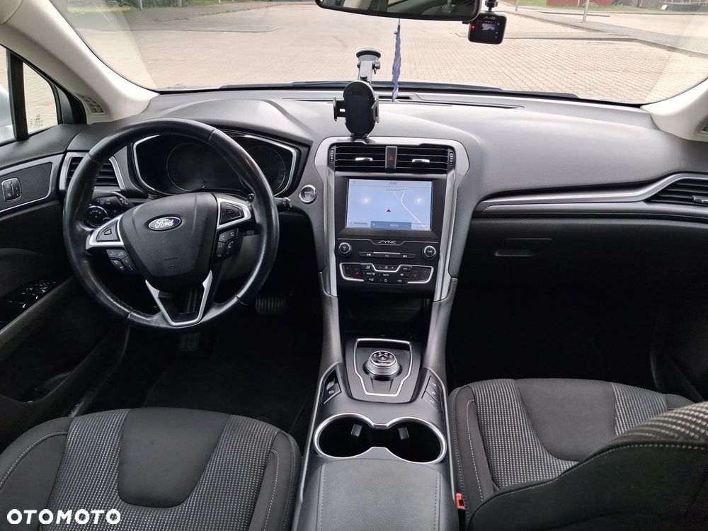 Ford Mondeo 2.0 EcoBlue Titanium - 11