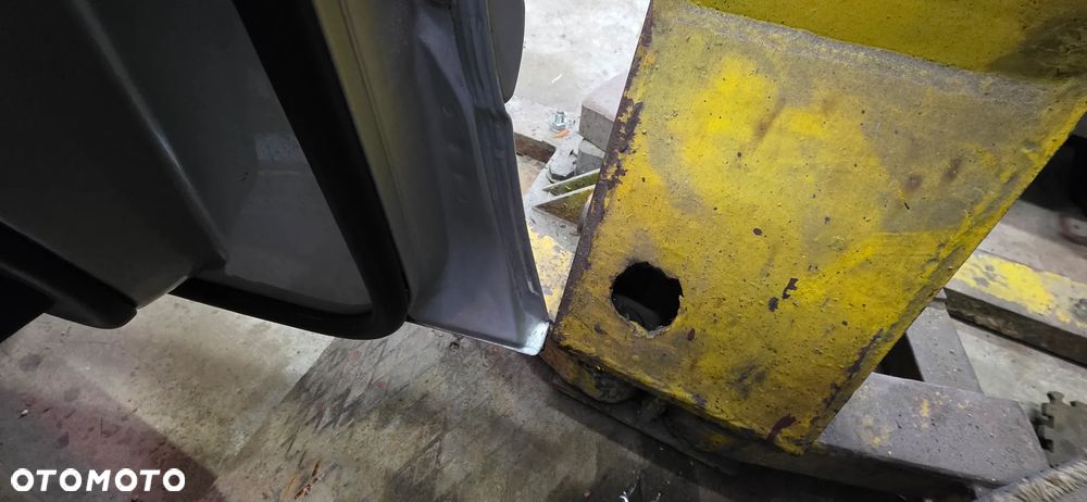 Mercedes-Benz Klasa E - 18