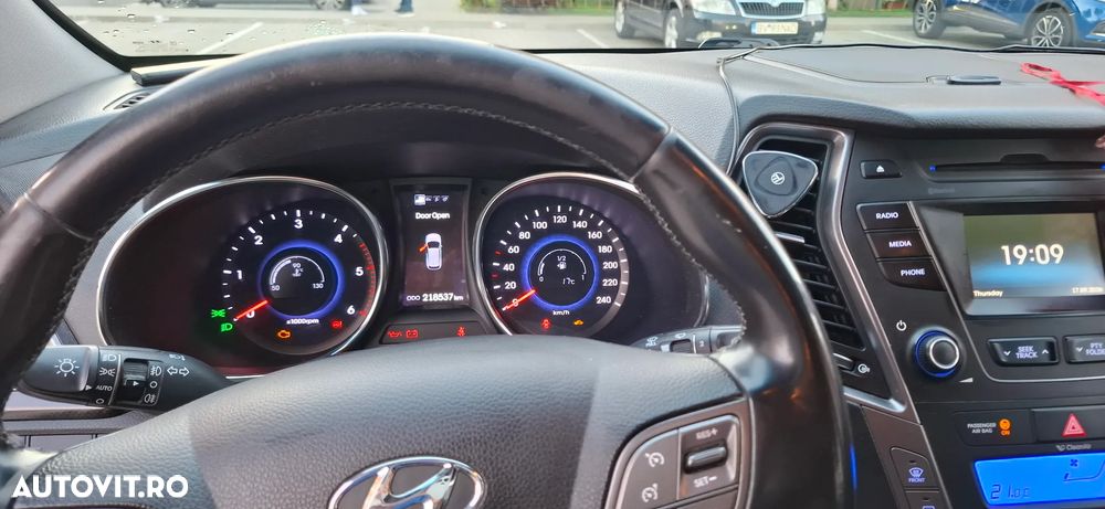 Hyundai Santa Fe - 9