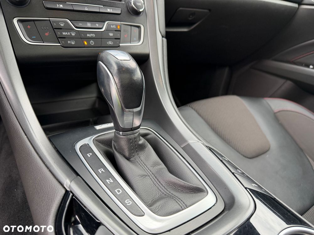Ford Mondeo 2.0 TDCi Bi-Turbo PowerShift-Aut ST-Line - 19