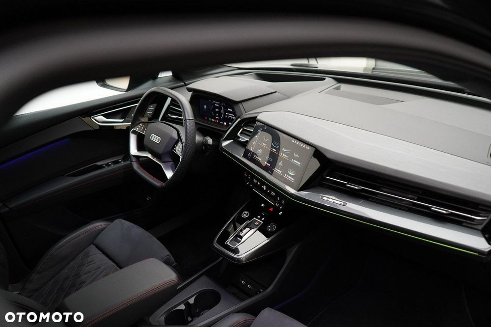 Audi Q4 Sportback e-tron - 14