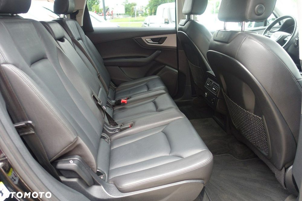 Audi Q7 - 13
