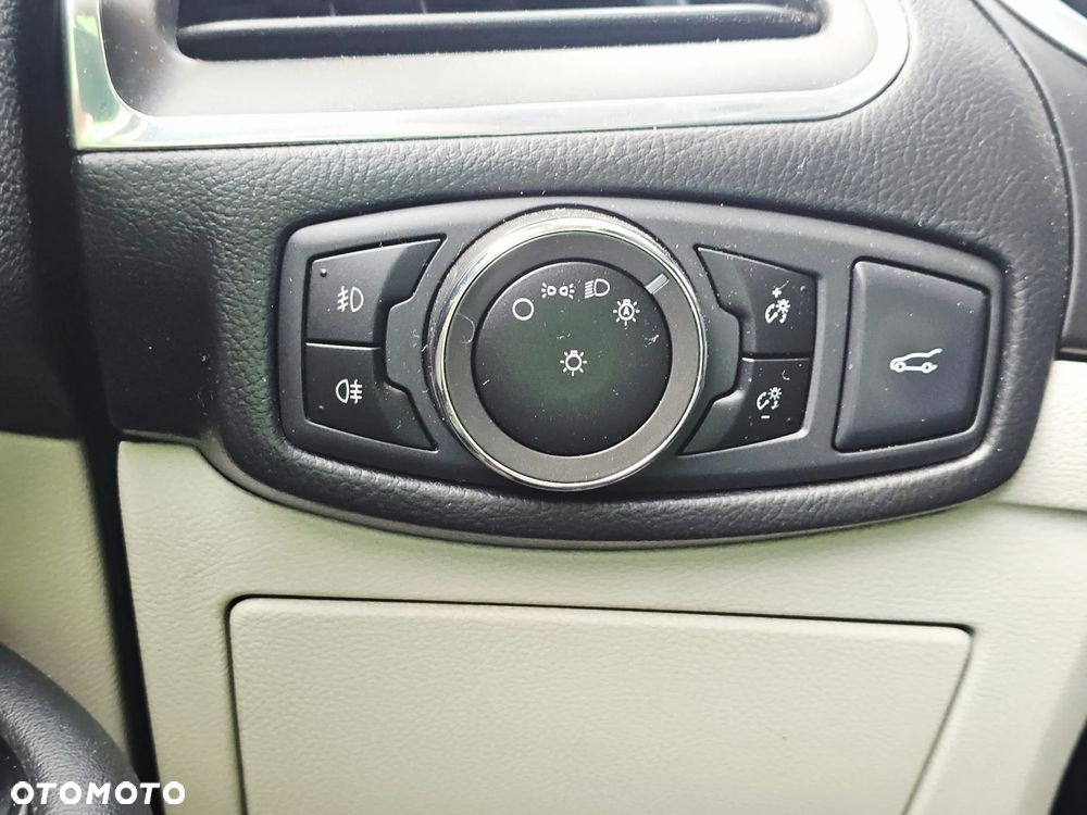 Ford Edge - 17
