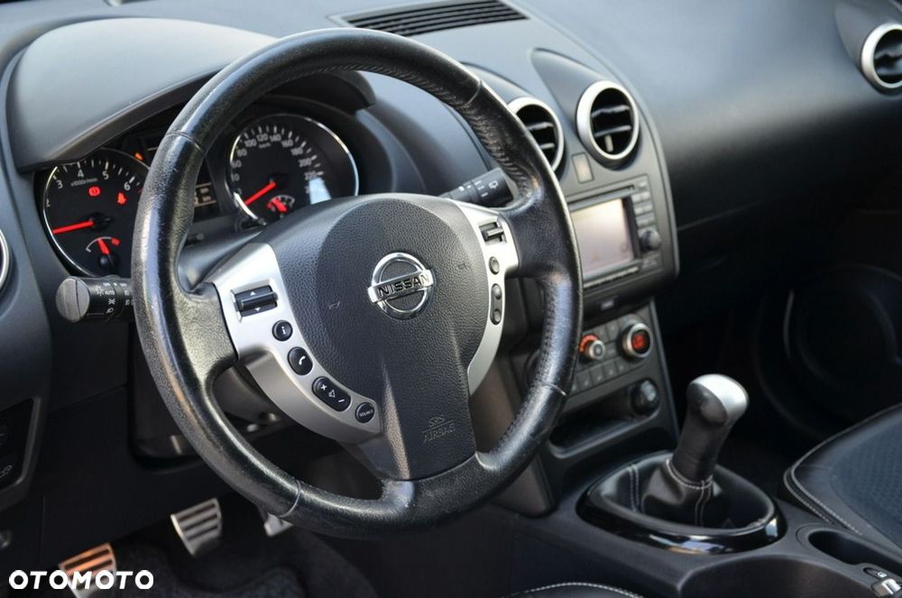 Nissan Qashqai - 23