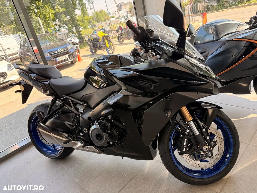 Suzuki GSX-S1000GT - 1