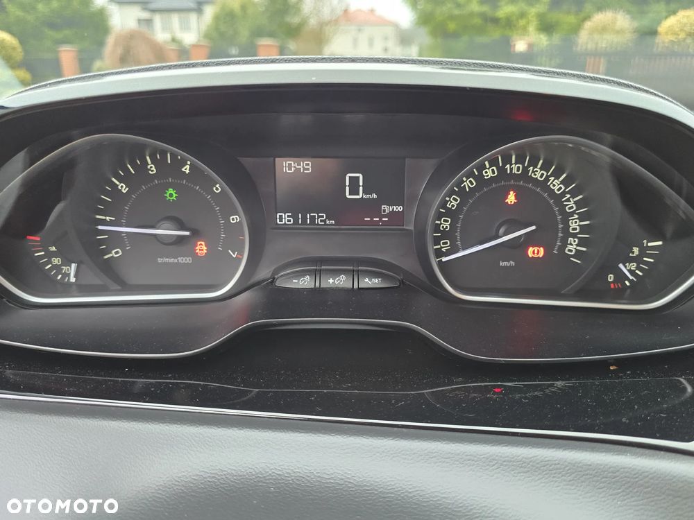 Peugeot 208 1.2 PureTech Style - 15