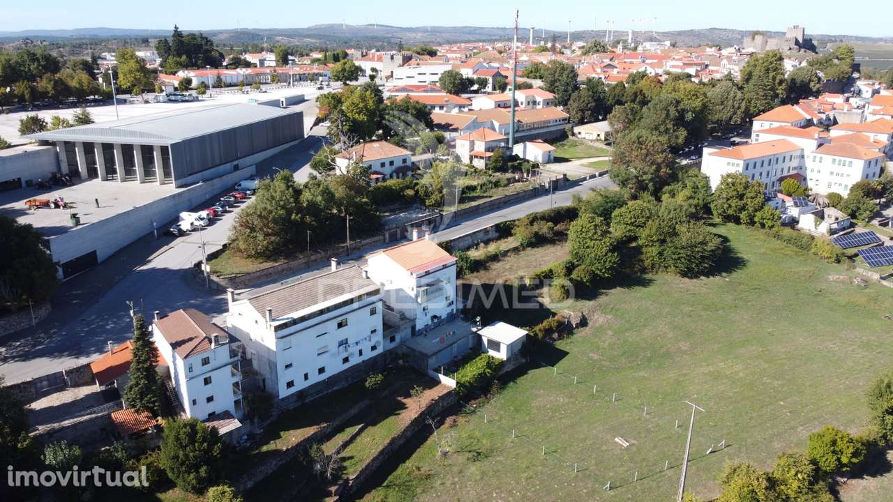 Predio em Trancoso com 6 Apartamentos - Grande imagem: 2/5